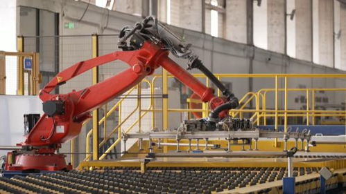 智領(lǐng)未來(lái)，創(chuàng)新驅(qū)動(dòng)——襄城光伏玻璃企業(yè)邁向高質(zhì)量發(fā)展新征途